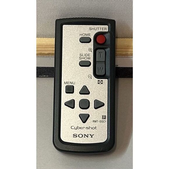 OEM GENUINE Sony Cybershot Cyber-Shot Remote Control RMT-DSC1 - Picture 1 of 5